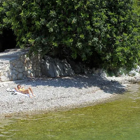Apartment By The Sea Mali Zaton (Dubrovnik-Neretva)
