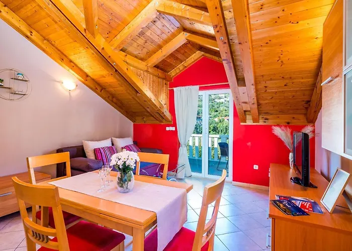 By The Sea Mali Apartament